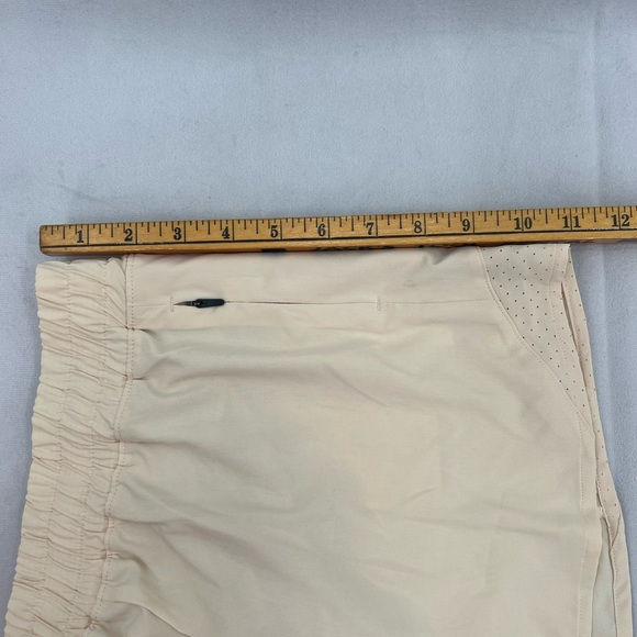 CALIA Women's Mid Rise Infinity Run Short M - Picture 10 of 12